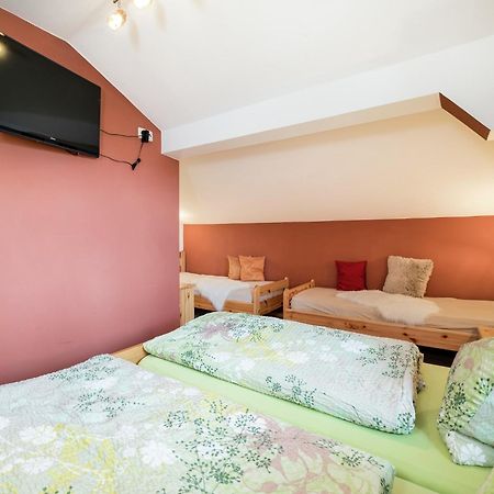 Cozy Feel Good Holiday Apartment In Леоганг Экстерьер фото