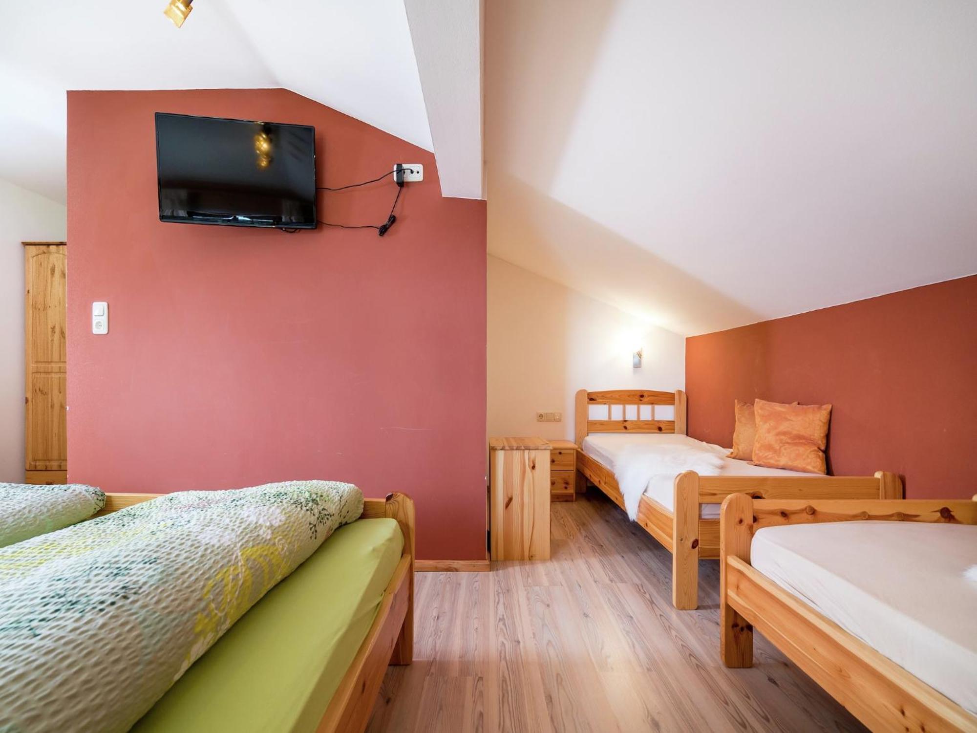 Cozy Feel Good Holiday Apartment In Леоганг Экстерьер фото